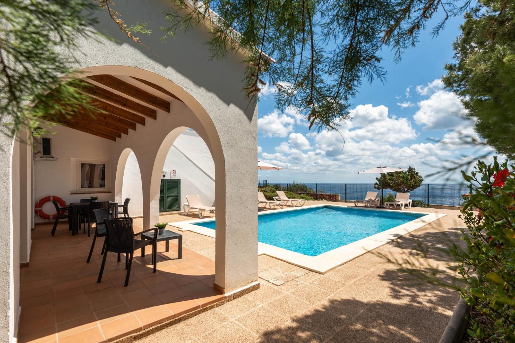 Villa Panorama Cala En Porter  Ruang foto